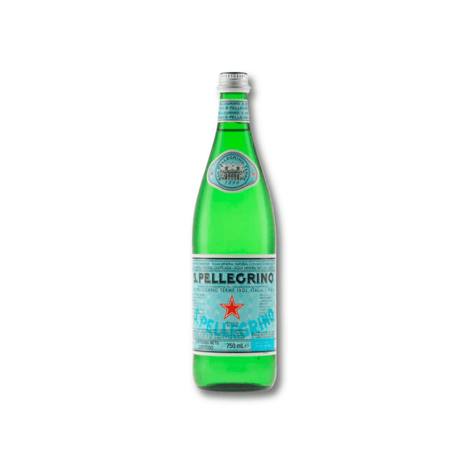 Agua Mineral con gas San Pellegrino 750ml
